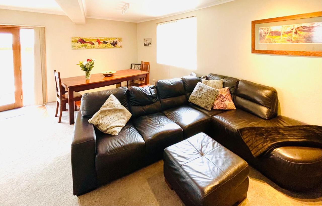 Full Circle Apartments Jindabyne Bagian luar foto